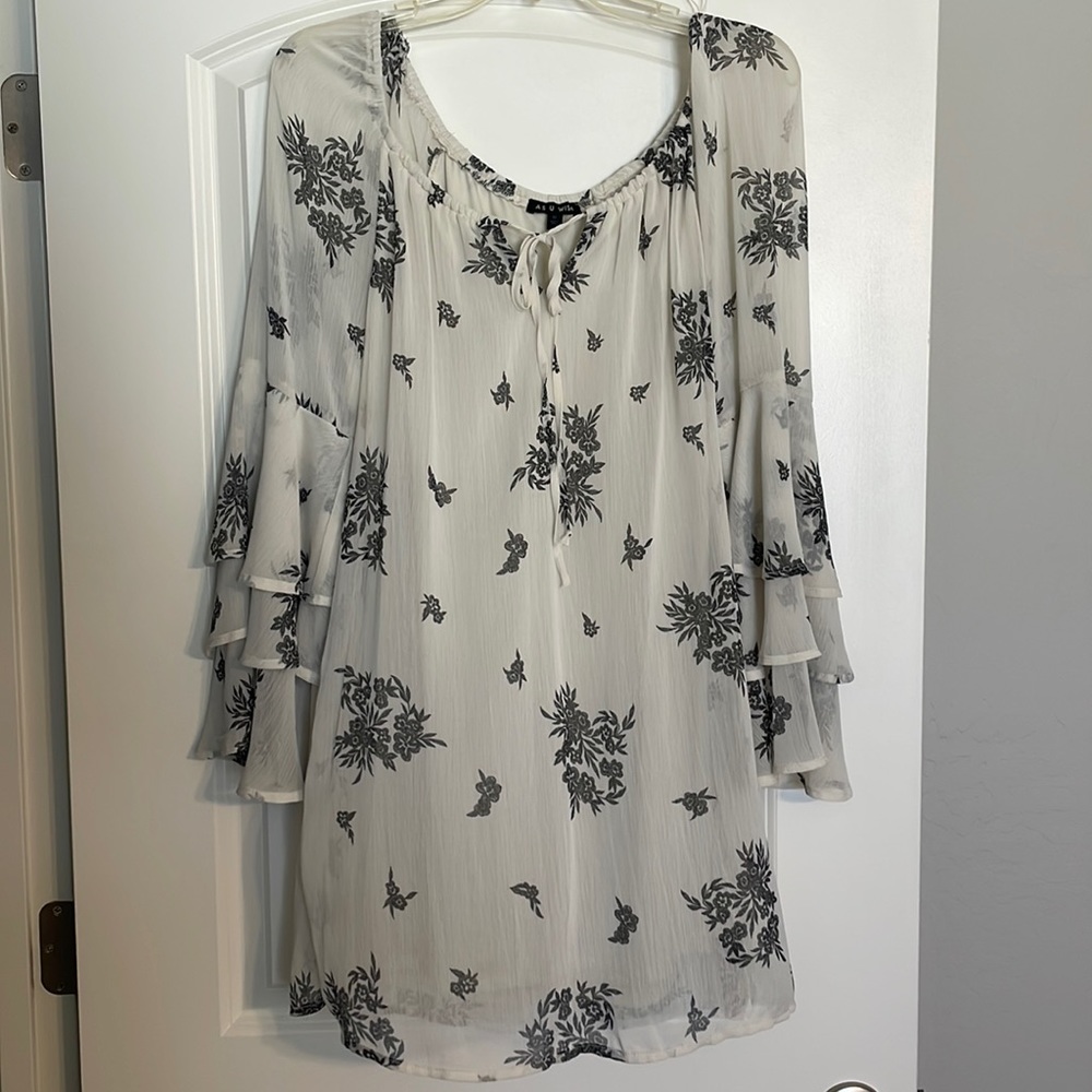 Bell sleeve chiffon mini dress